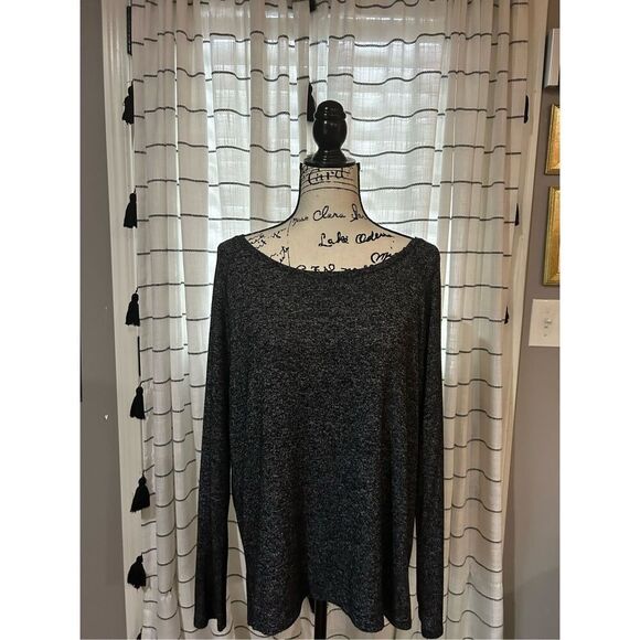 Old Navy Luxe Crewneck Long Sleeve Tee Size Large SOFT Long Sleeve Loungewear To - Picture 1 of 4
